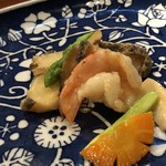 星期菜 白金 - 蝦夷鮑と天使の海老の塩炒め・・これも豪華食材。