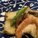 星期菜 白金 - 蝦夷鮑と天使の海老の塩炒め・・これも豪華食材。