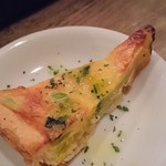 ロジウラ - お通しのキッシュ