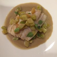 サラマンジェ ド ヨシノ - 魚料理はアコウ（キジハタ）のブレゼ