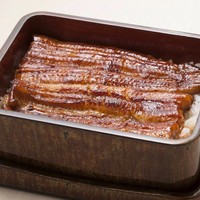 当店名物　共水うな重（肝吸付き）