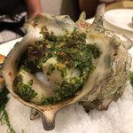 北島亭 - 2018年7月、特大サザエのブルゴーニュ風。