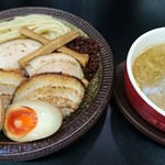 自家製麺 工藤 - 辛しつけ麺（小盛り）