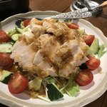 濱放者 - 蒸し鶏のサラダ