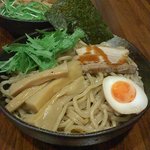 光 - つけ麺(中) 850円