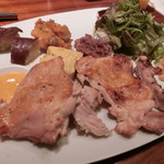 エル・フエゴ・デル・トロ - メヌー・コンビナード(1,800円)※平日限定のワンプレートランチ。娘用に注文。