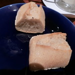 エル・フエゴ・デル・トロ - ワンプレートランチ用のパン