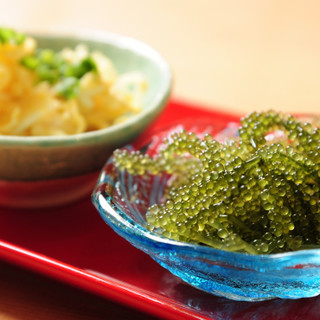 将冲绳固有食材提升一个档次的琉球料理店