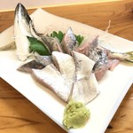 酒処春ごころ - およぎあじ 1尾880yen