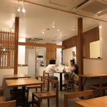 お茶とお菓子まやんち - 店内模様