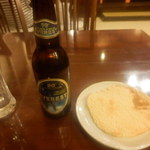 サンライズ - エベレストビールと　パパダ