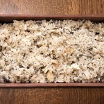 旬菜 おぐら家 - 鮎と実山椒の炊き込みご飯