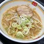餃子の王将 武蔵溝ノ口駅前店 - 醤油豚骨ミニラーメン
