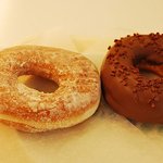 スイート キャラメル ドーナツ - 