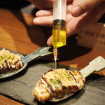 創作鉄板 粉者牛師 - 牡蠣のワンスプーン　トリュフエキス注入