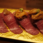 創作鉄板 粉者牛師 - 和牛炙り寿司∔炙り和牛ウニ寿司