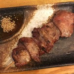 炭火焼鳥中村屋 - 