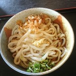 本格手打ちうどん とも作 - ぶっかけ（大盛）