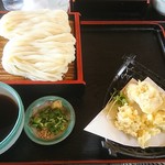 本格手打ちうどん とも作 - とり天ざる（大盛）