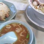龍朋 - チャーハンとスープ