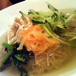 サンムーン - 柚子入りピリカラ冷麺