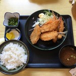 みなみ - ミックスフライ定食
      