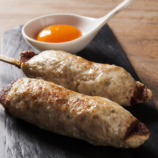 No.1 in popularity! ! ``Charcoal-Grilled skewer chicken'' famous chicken and special meatballs