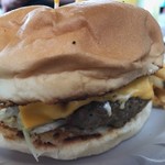 Meskla Dos - ビッグサイズだがシンプル　ポテトはコンソメパウダーで味付けされていた