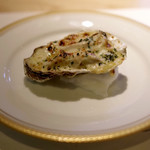 洋食 つばき - 岩牡蠣のグラタン