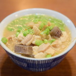 大衆割烹 すみれ - 煮込み＠350円