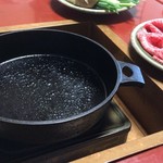 金谷 - 年季の入ったすき焼き用鉄鍋