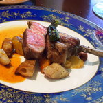 アヴァン プティ・ジョア - オーストラリア産子羊のロースト、マディラソース