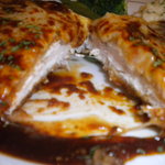 レストラン山水 - 鶏むね肉のカツレツ断面