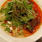 四川担担麺 阿吽 - 担々麺(辛4・痺4) 850円＋トッピング野菜増し 100円