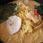 ラーメンとん太 - とん太ラーメン(豚骨醤油)