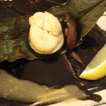 杢の抄 - 帆立の熊笹焼き