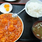 朱華飯店 - エビチリ定食
