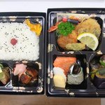 料理・仕出し 与志多 - ２段弁当