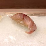 うを徳 - 淡路島 鯵（握り）