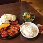 本格焼肉・韓国家庭料理 食辛房 - 