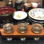 金沢まいもん寿司 - 日本酒飲み比べ。