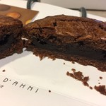 メゾン・ダーニ - ショコラ 断面