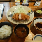 平田牧場 とんや - 金華豚ロースかつ膳