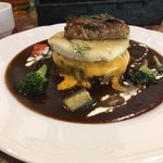 ワインとチーズの小さなレストラン Breed - 