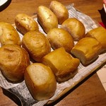 ベルサイユの豚 - ３種のパン盛り合わせ