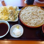 Tendon Tenya - 野菜天ぷらそば(冷)730円