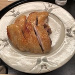 鳥つね自然洞 - 比内地鶏のモモ塩焼き