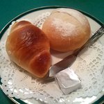 ビストロ 香月 -                セットのパン