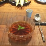 ブリコラージュ ブレッド アンド カンパニー ダイニング・カフェ - 添えられている自家製練乳をかけてもよし♡　そのままさわやかにいただいてもよし♪　20180805　ブルッと硬めの食べ心地が楽しい(^ー^)　生江シェフとお話しさせていただいた幸せ。スペシャルday