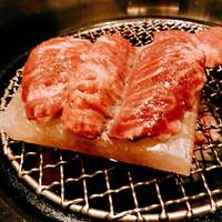 牛牛 西麻布 総本店 - 